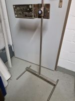 TV-Ständer sehr massiv