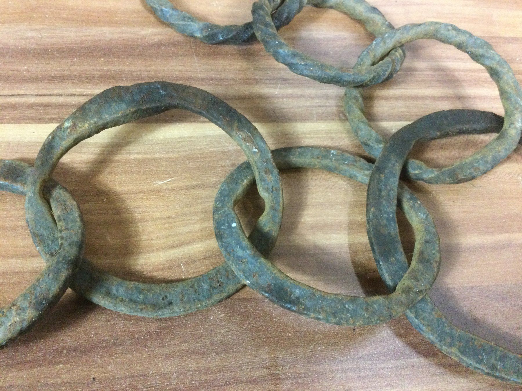 Attrezzi da lavoro: Antike geschmiedete Kessel oder Feuerkette – Usato da Wangen SZ venduto da kuriosum12 5