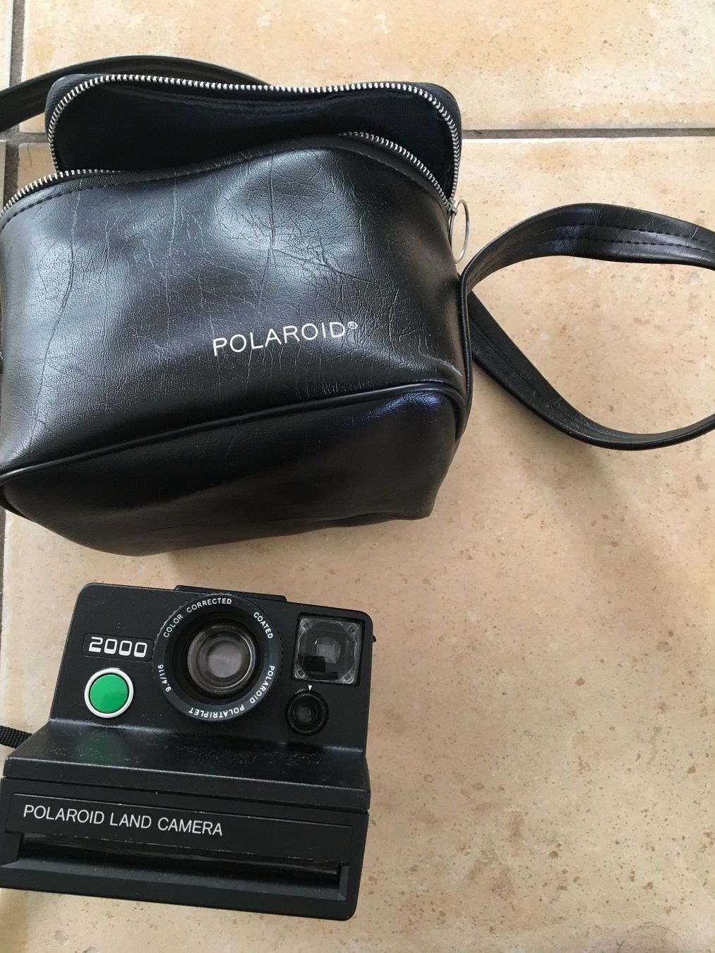 Polaroid Fotocamera: Polaroïd land camera 2000 – Difettoso da La Tour-de-Peilz venduto da zazen33 1