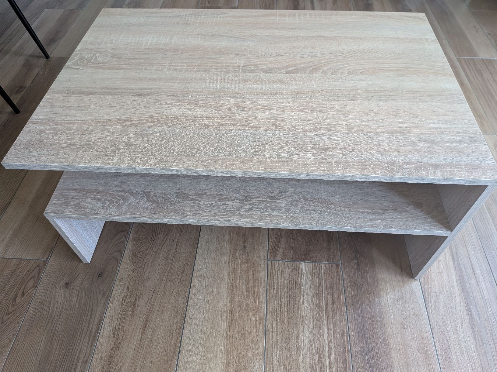Tische: Couch-Tisch Holzoptik hellbraun – Gebraucht aus Walde AG von hug_n6v5 2