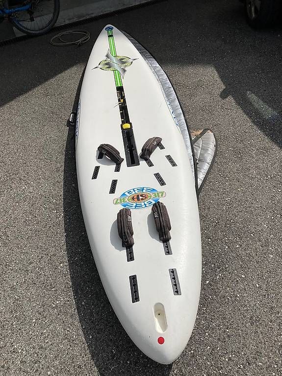 Planches de surf: Surfbrett Beginner Bee 317 – D'occasion à Landquart par Jusa61