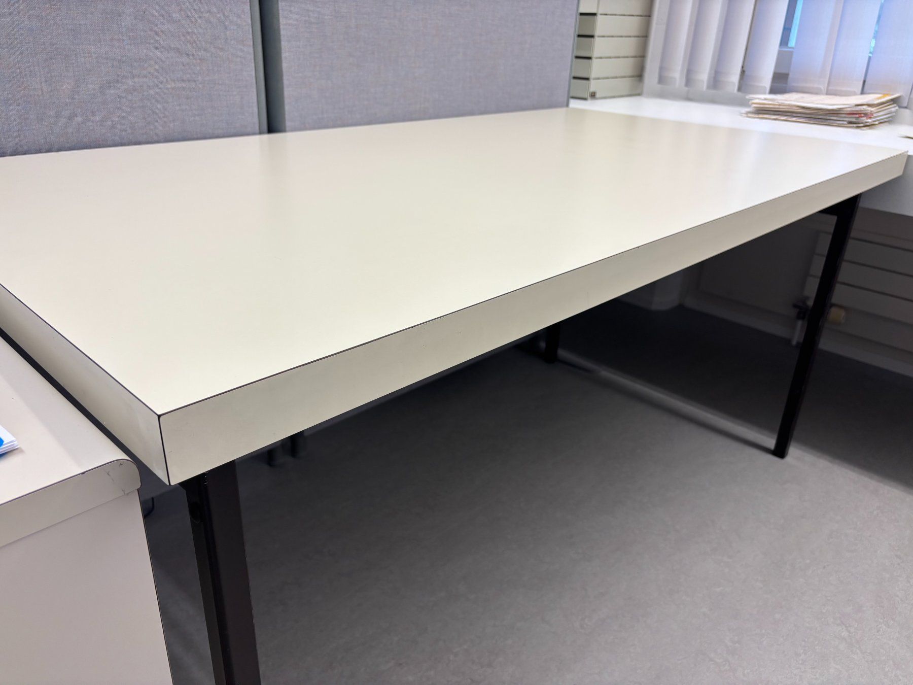 Scrivanie: Bürotisch 164/88 cm, beige – Usato da Matzingen venduto da carola71 1