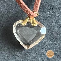 Facettiertes Kristall Herz ❤️ am braunen Lederband Boho