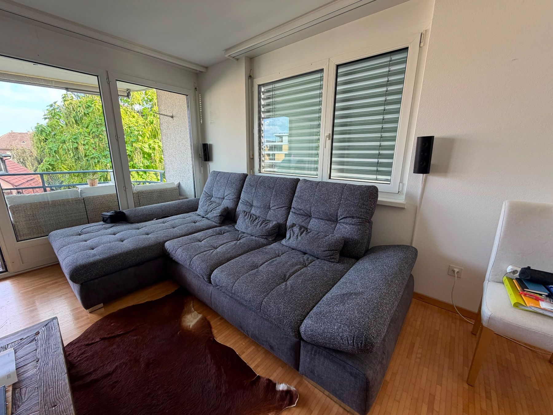 Mömax Sofas: Graphitfarben/grau Flachgewebe Graphitfarben, Grau mit Bett – D'occasion à Dübendorf par rogcol 3