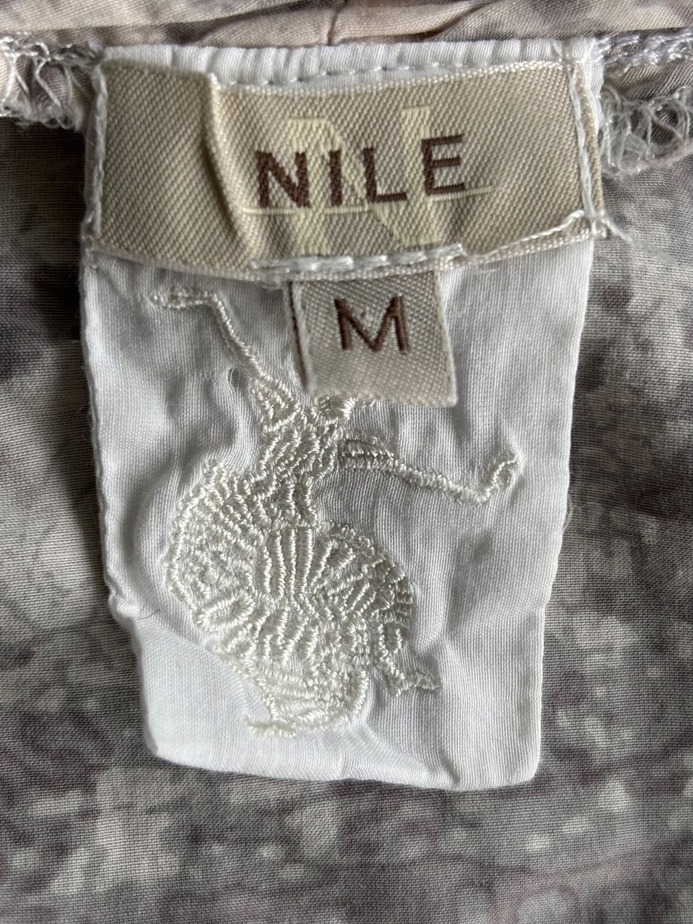 Nile Top: Nile Top mit Print, Seide, Gr. M – Nuovo (secondo la descrizione) da Ebnat-Kappel venduto da Molton 4