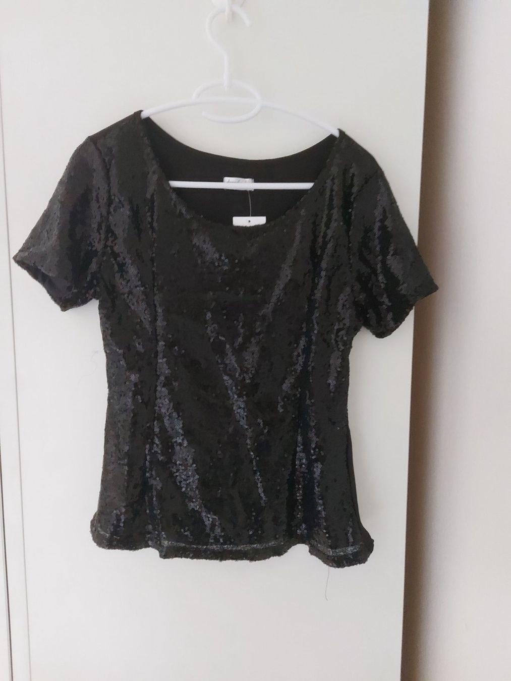 T-shirt: T-shirt à paillettes – Nuovo e nell'imballaggio originale da Le Mont-Pèlerin venduto da jux_x96b