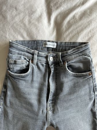 Set Jeans 2 Paar XS / 34 mit Details Limited Edition Zara