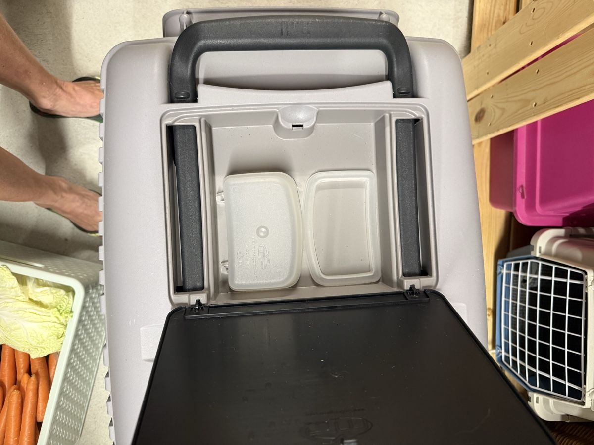 Käfige, Transport & Sicherheit: Transportbox Grau Schwarz – Gebraucht aus Baden von Kardamom02