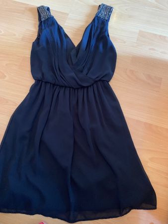 Jolie robe bleu marine Zara t. xs