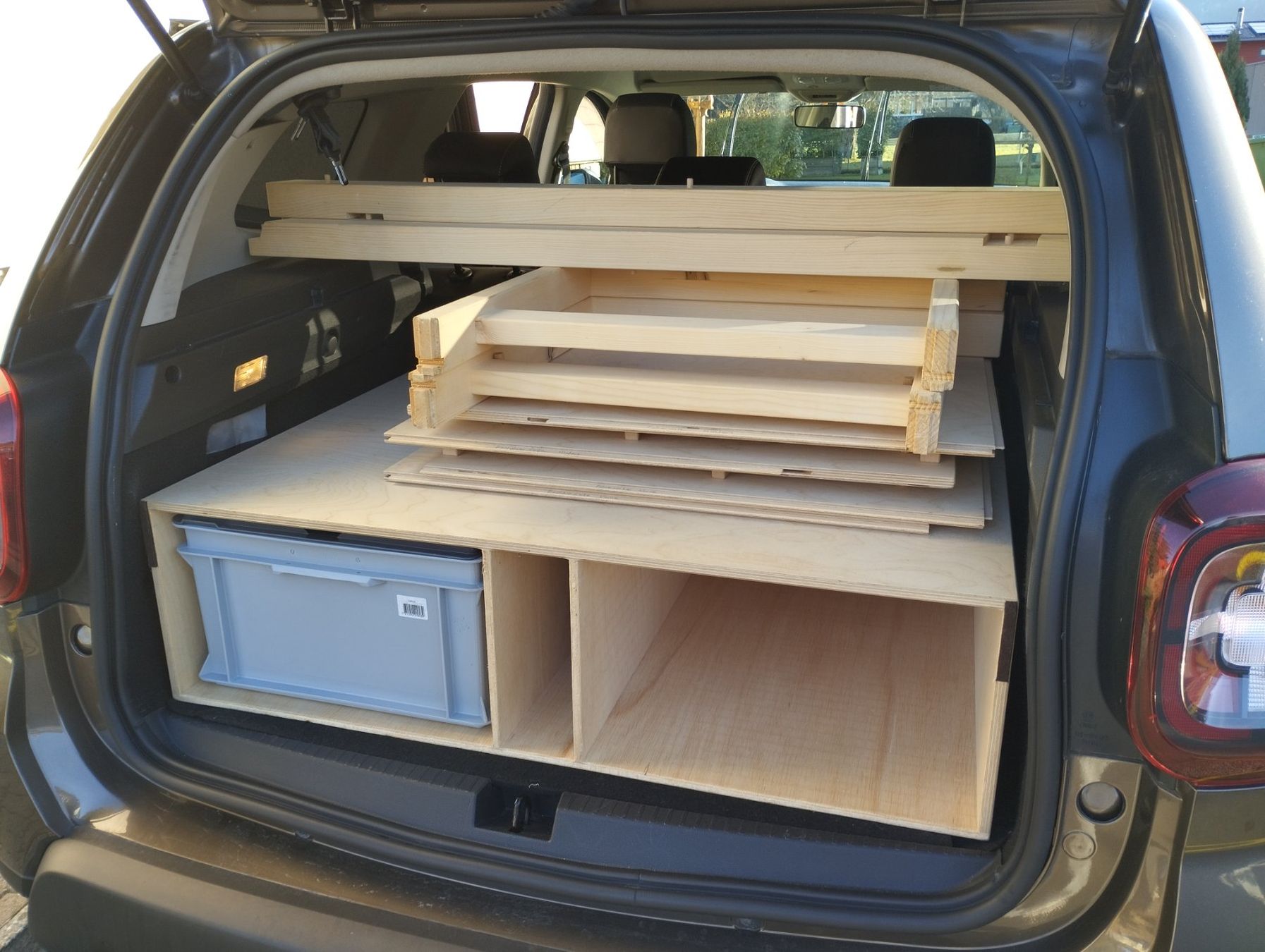 Accessori per altri veicoli: Campingbox für Dacia Duster – Usato da Matten b. Interl venduto da goldfisch024 1
