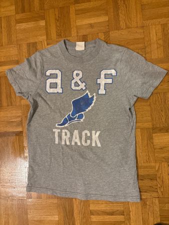 T-shirt Abercrombie & Fitch gris, taille 10-12 ans