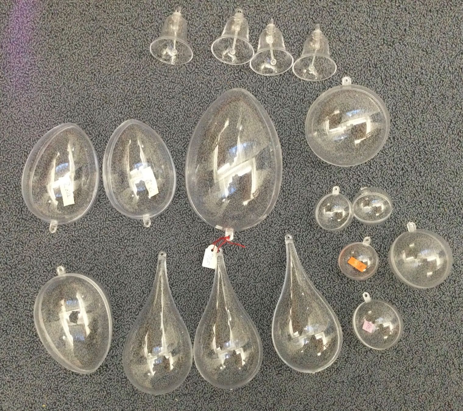 Bastelsets: Bastelmaterial,Tropfen/Kugeln/Eier, etc. aus Plastik – Neu (gemäss Beschreibung) aus Niederteufen von sicmu
