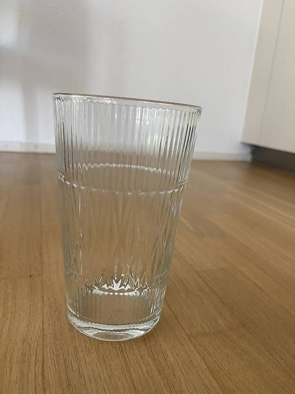 Ikea Vasi & Recipienti: Clear Glass Flower Vase – Usato da Zürich venduto da den_5zk6