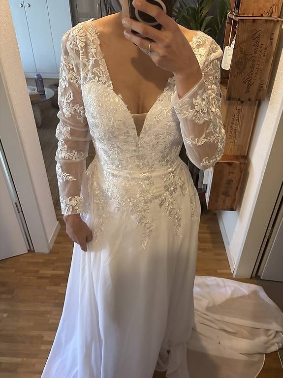Kleider: Robe de mariée taille S – Gebraucht aus Vevey von nis_nj5p 3
