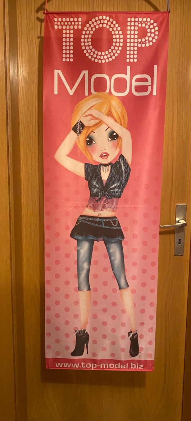 Bandiere: Banner TOP MODEL – Usato da Lausen venduto da Diddlshop
