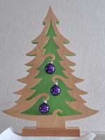 Weihnachtsbaum aus Holz mit Kugeln Handarbeit!
