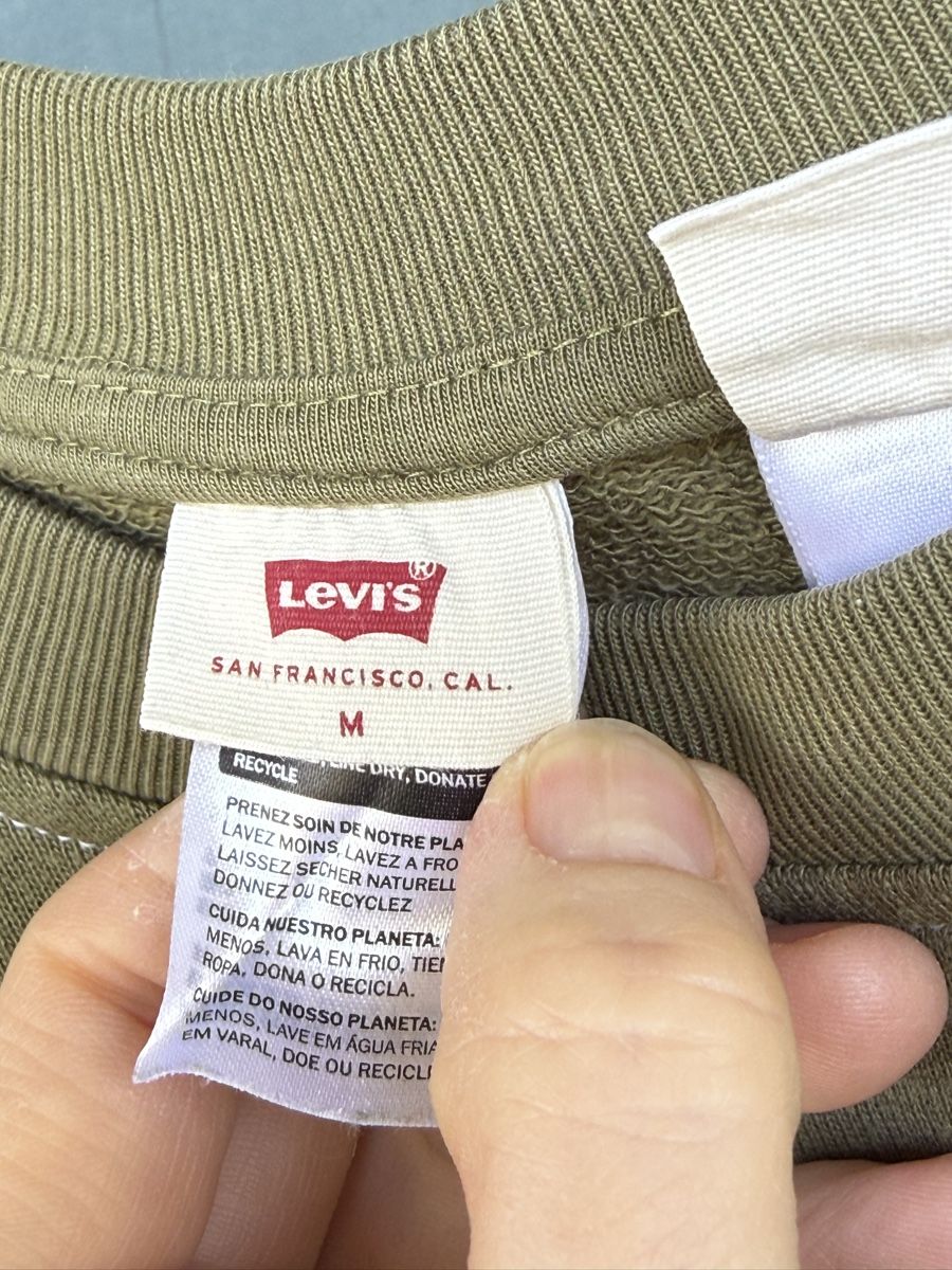 Levi's Pulls & Sweat-shirts: Levi's Olive Pulli, Grösse M 🌿 – D'occasion à Uster par Flummi 2