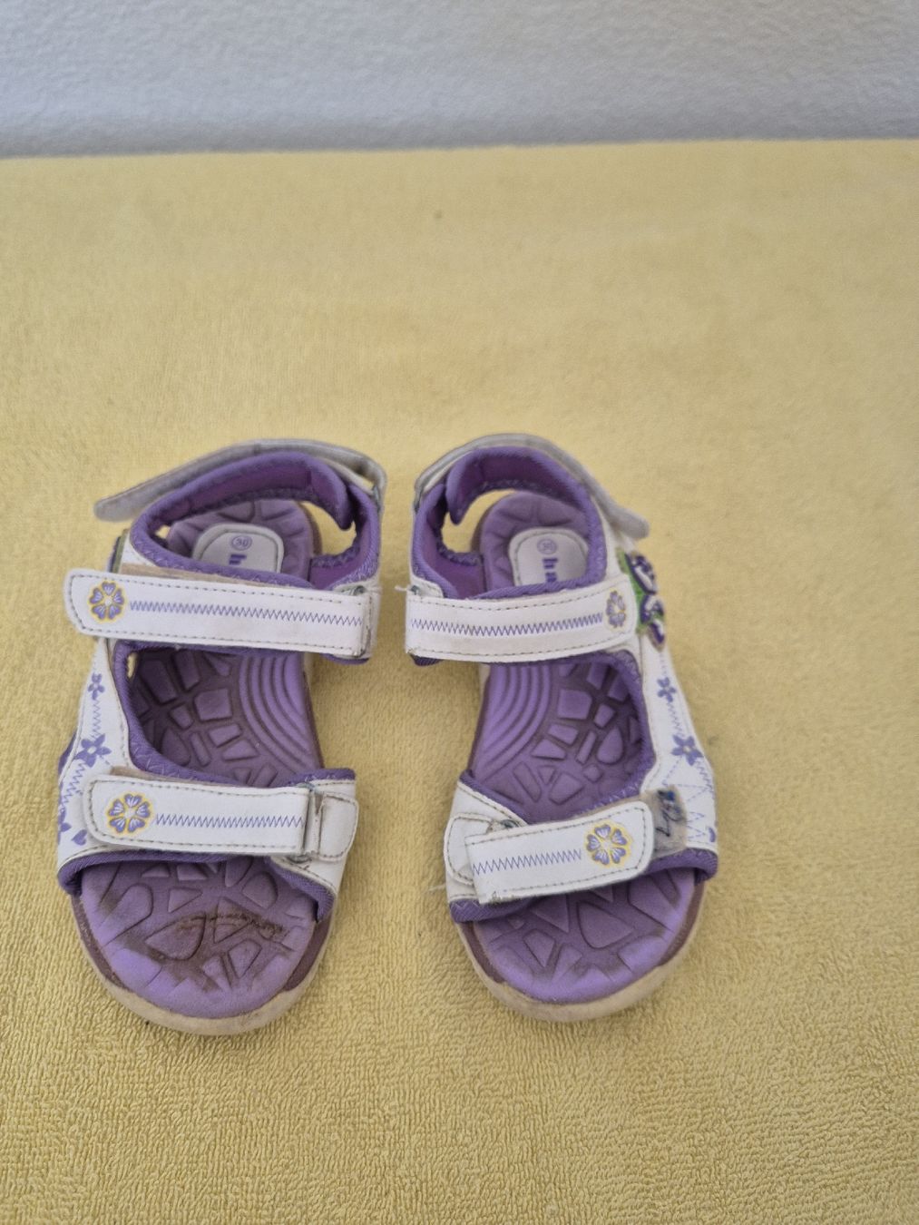 Scarpe per ragazze: Sandale – Usato da Hörhausen venduto da Nuage81