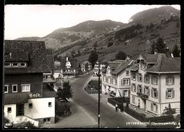 Unterwasser /Obertoggenburg, Strassenpar