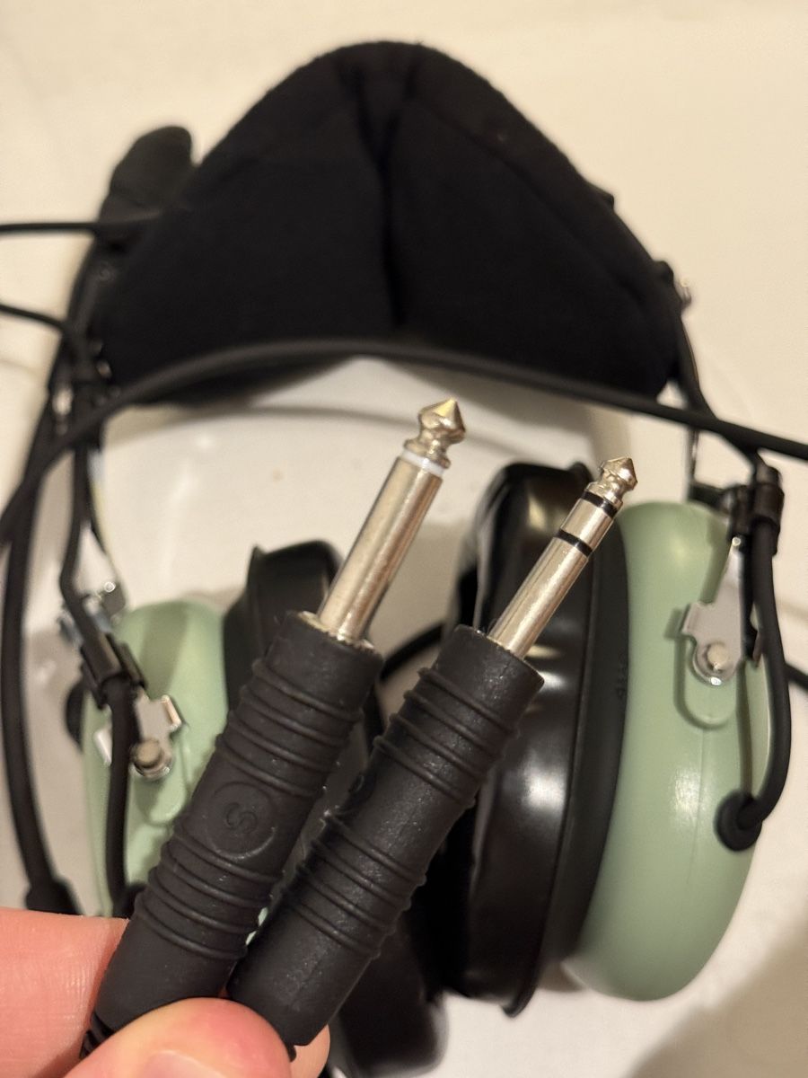 David Clark Cuffie: David Clark H10-13.4 Pilot Aviation Headset + Bag – Usato da Riazzino venduto da fasterrrpilot 7