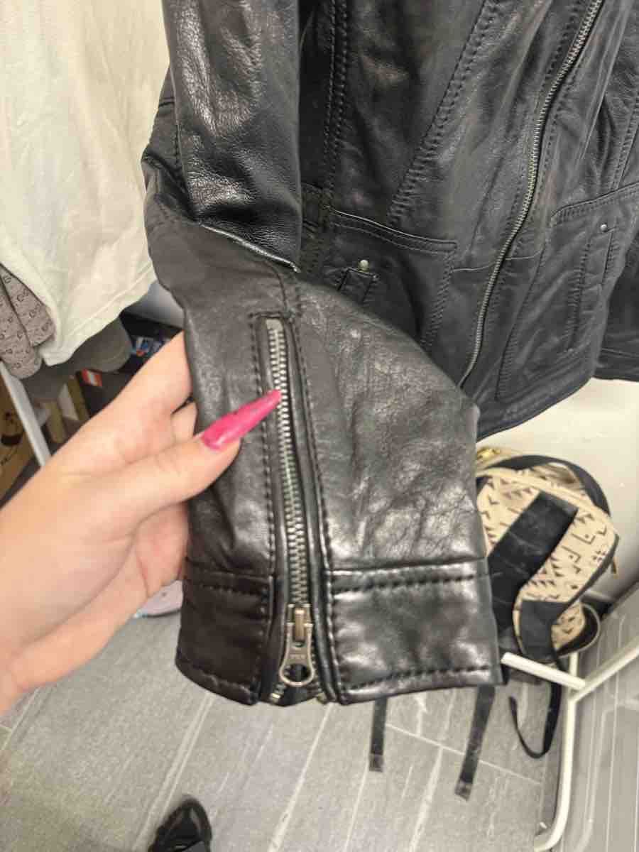 Jacken: Giacca 7eleven pelle nera – Neu (gemäss Beschreibung) aus Giubiasco von mol_f9mf 2