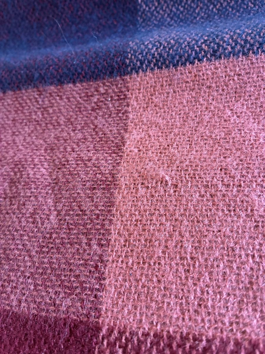 Esprit Foulard & Sciarpe: Karierter Esprit-Schal XXL – Usato da Zürich venduto da Sylvie0011 4