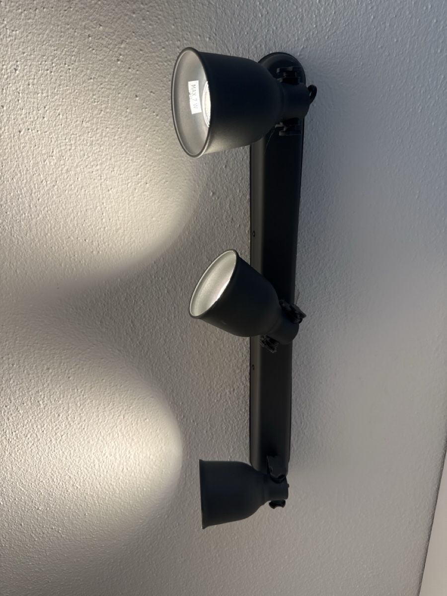 Ikea Lampadari & plafoniere: Deckenstrahler Ikea Hektor  – Usato da Bülach venduto da Mellinchen30