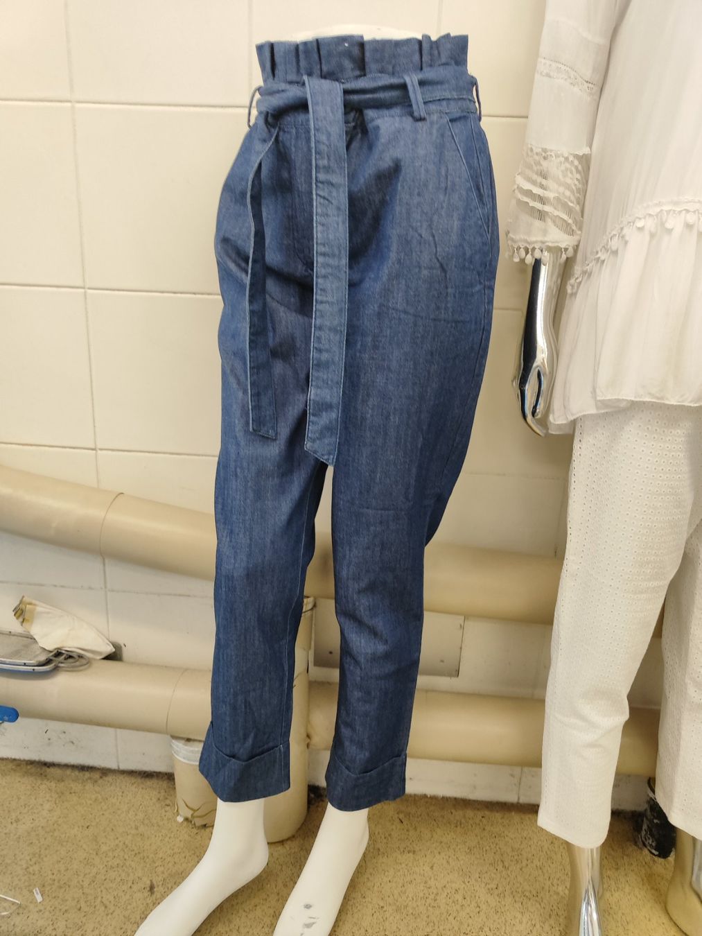 Jeans: Damen jeans GR 36 – Nuovo e nell'imballaggio originale da Langnau am Albis venduto da Judithsebi 1