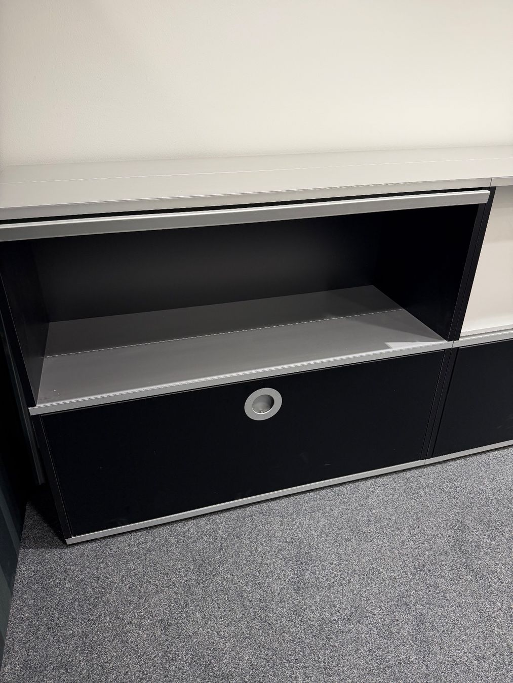 Lista Scaffali: Denz Sideboard D3 – Usato da Glattbrugg venduto da Preform 2