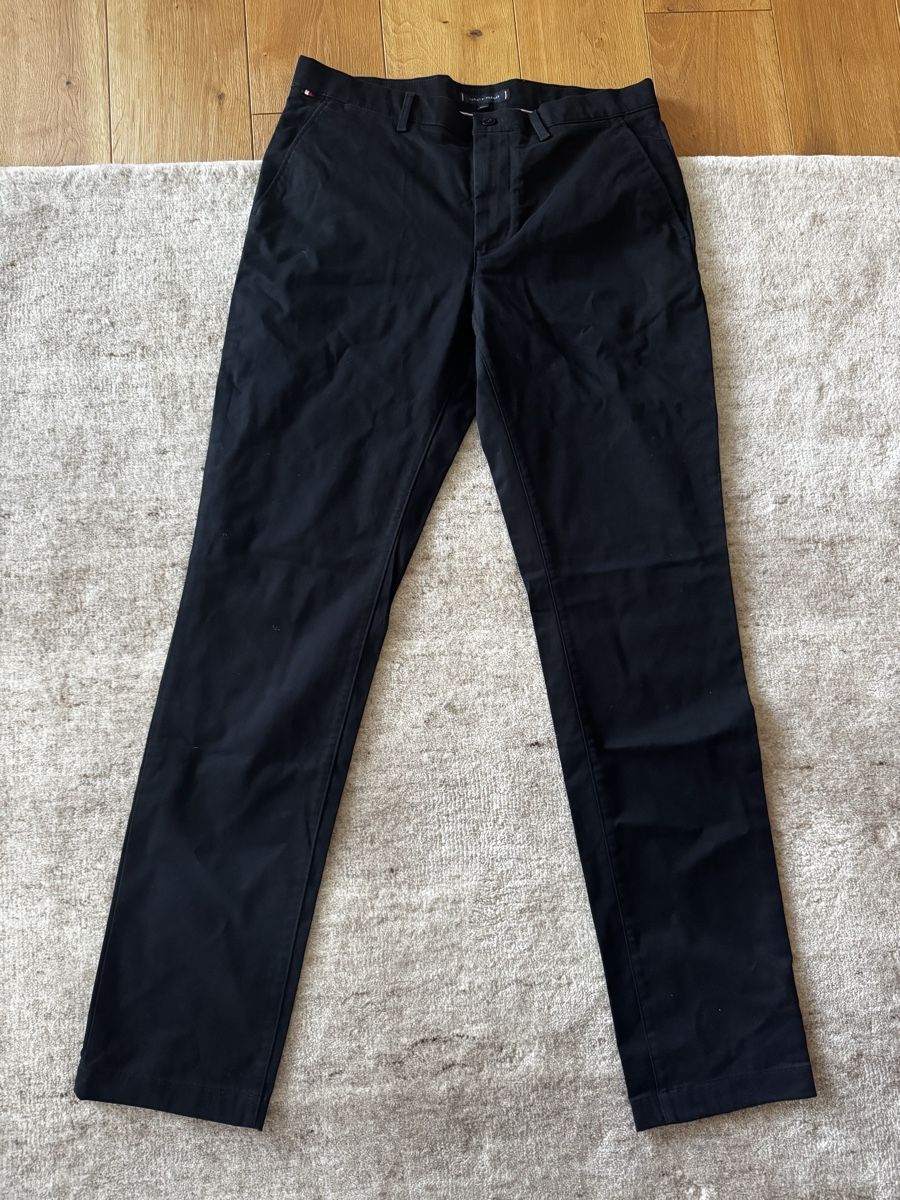Tommy Hilfiger Pantaloni: Tommy Hilfiger Hose – Usato da Schaan venduto da kri_tsw8