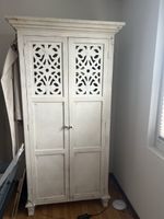 Weisser Vintage Kleiderschrank - Shabby Chic Stilmöbel