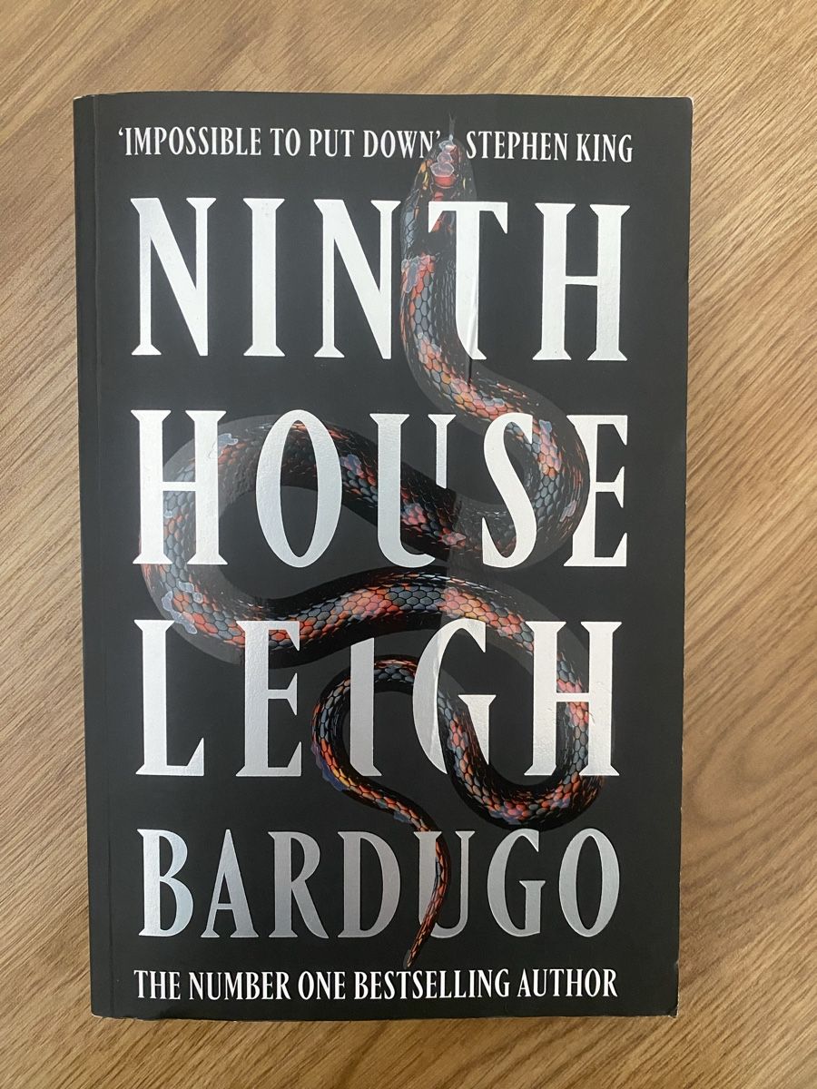 Bücher: Ninth House von Leigh Bardugo – Neu (gemäss Beschreibung) aus Zürich von sev_25mw