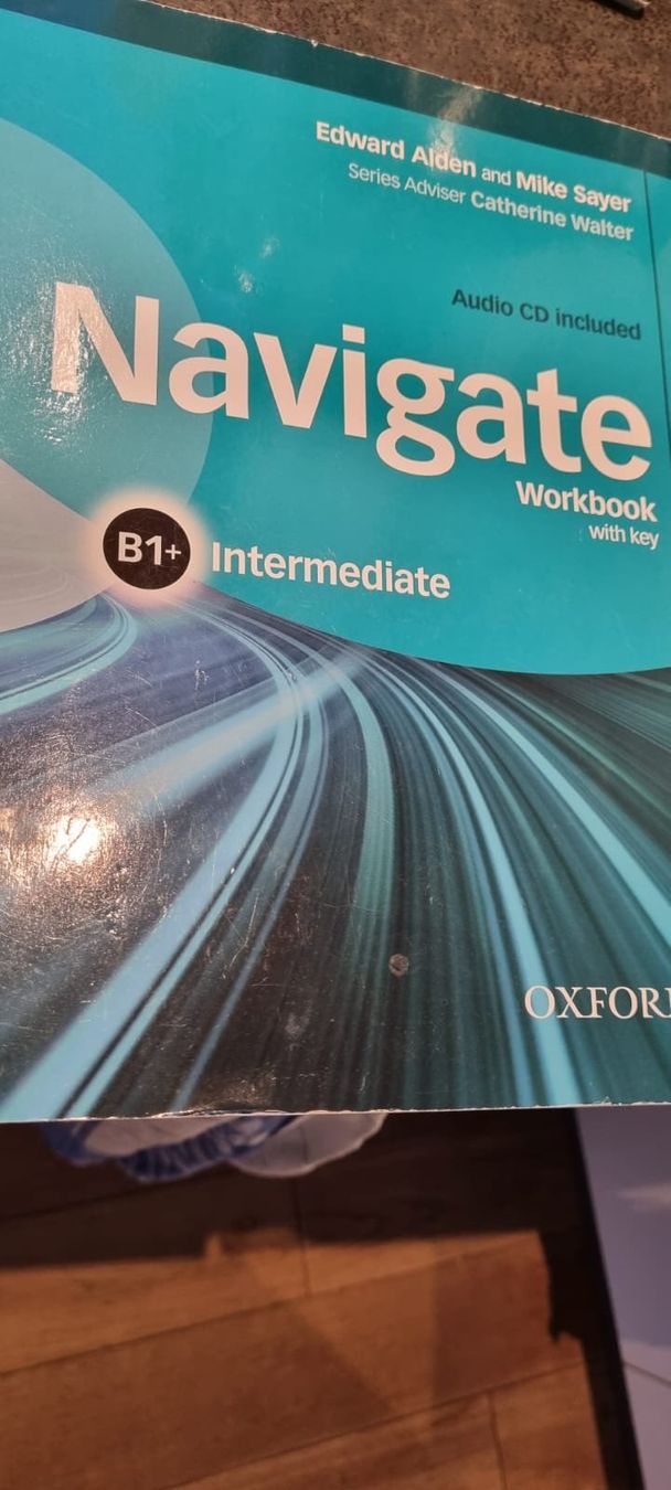 Libri: Navigate Coursebook Workbook Audio CD, with Video + Online – Usato da Spiegel b. Bern venduto da sus_xj97 1