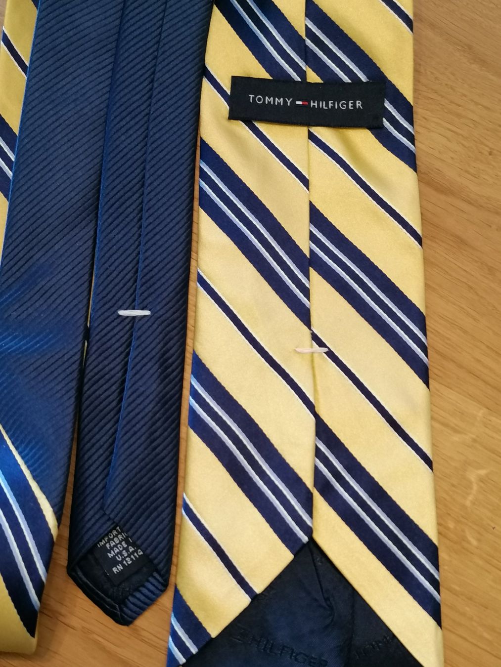 Tommy Hilfiger Krawatten: Tommy Hilfiger Krawatte 100% Seide - Nr. 72 – Gebraucht aus Basel von vintagecollector 2