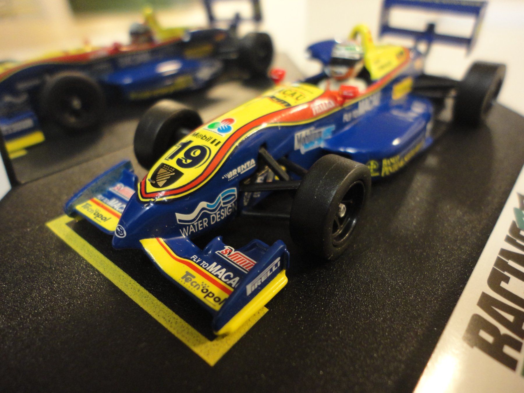 Onyx Modellautos: Onyx Formel 3 Modellauto Andre Couto 1:43 – Neu und originalverpackt aus Horgen von RcModell 2