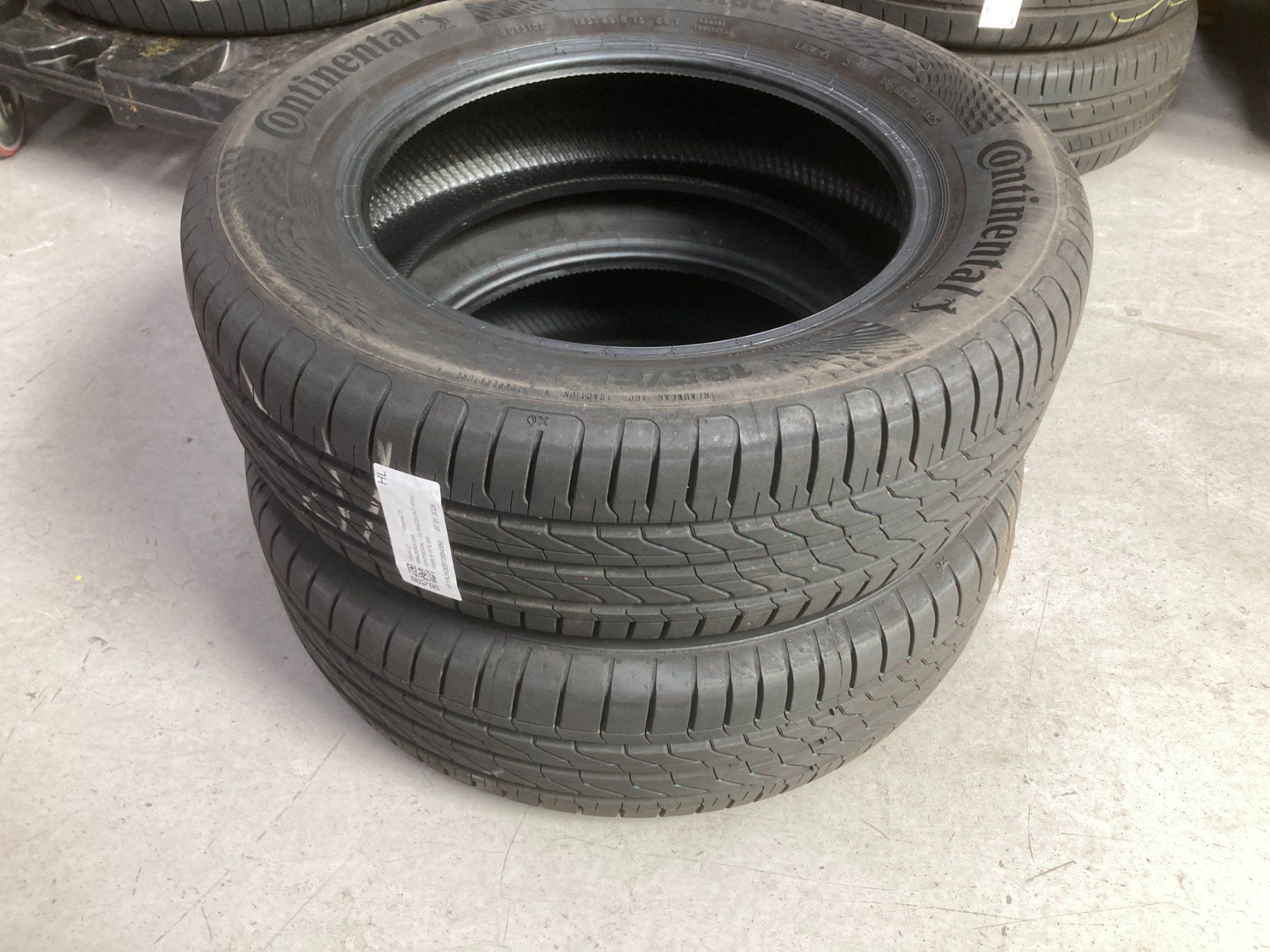 Continental Pneumatici & Ruote complete: 185/65R15 Sommerpneu Continental – Usato da Cham venduto da WB2223