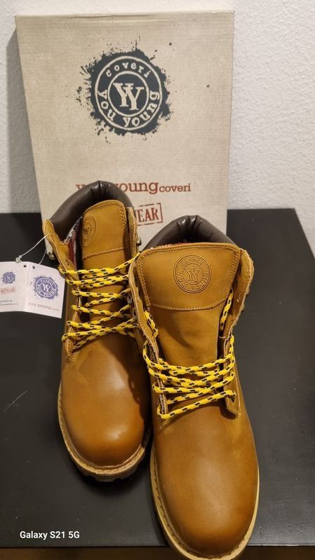 Scarpe da uomo: Winterschuhe  Honigfarbig Gr.44 – Usato da Zürich venduto da Big