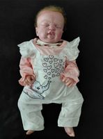 Reborn puppe Amelie wie echt. Sogar gewicht ect mit kleidung