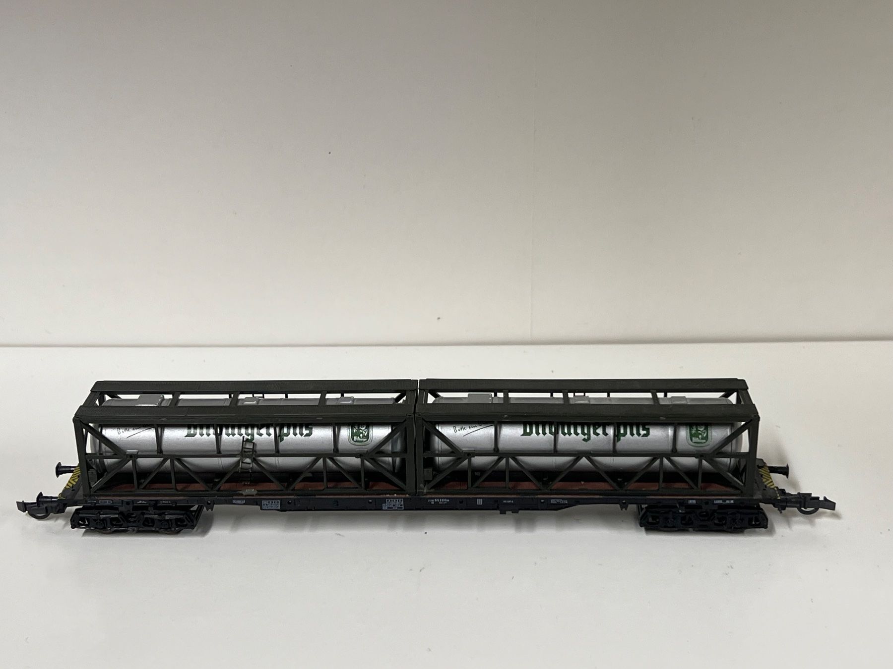 Roco Modellini di ferrovie: Roco Bitburger Pils DB  H0 AC – Usato da Neuenhof venduto da ludovicco