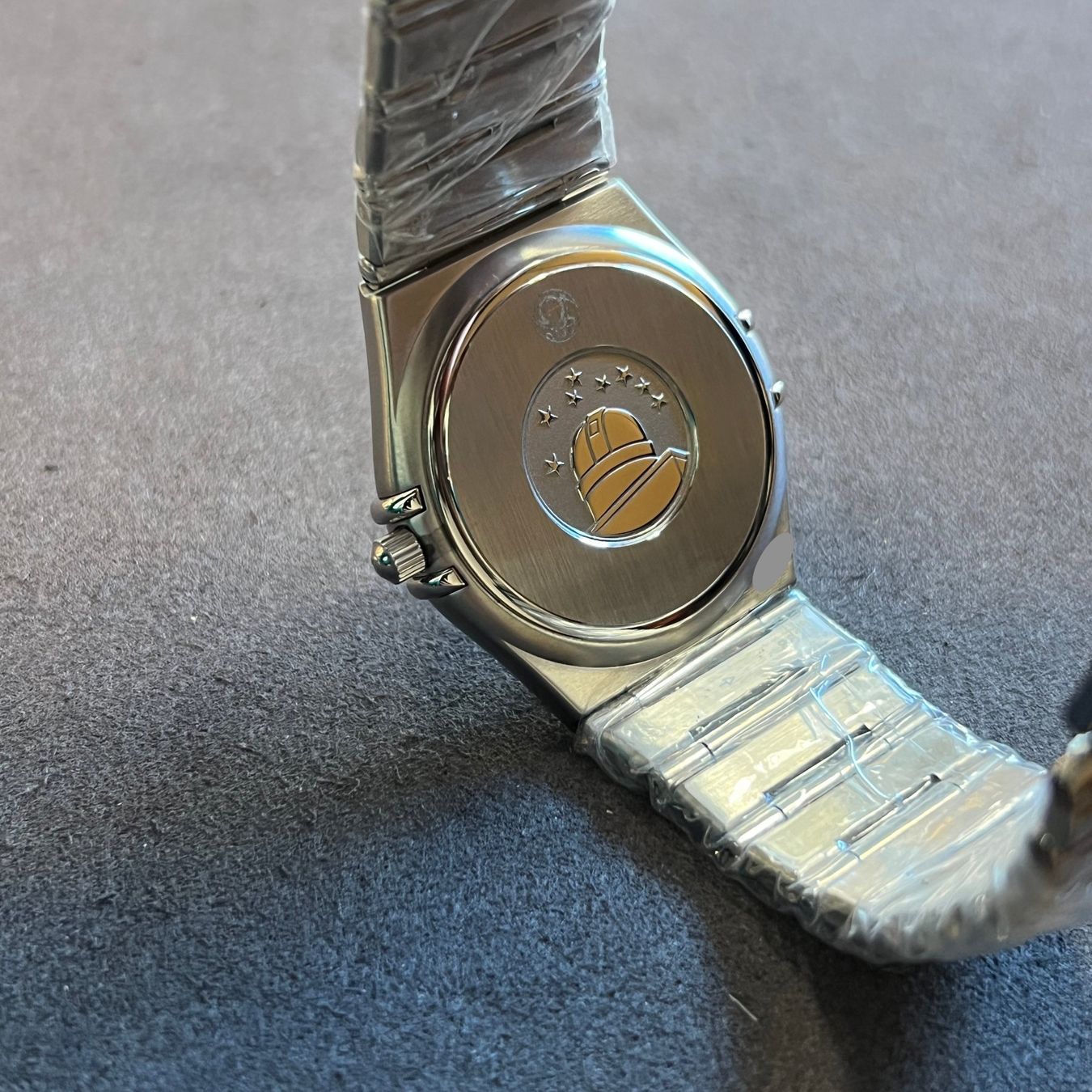 Omega Orologi: Omega Constellation Quartz Date 1512.3 – Usato da Carouge GE venduto da Watchaser 4
