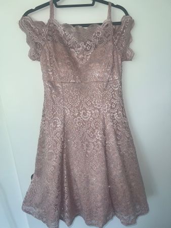 Hübsches Spitzenkleid/ Cocktailkleid , rosa, Grösse S