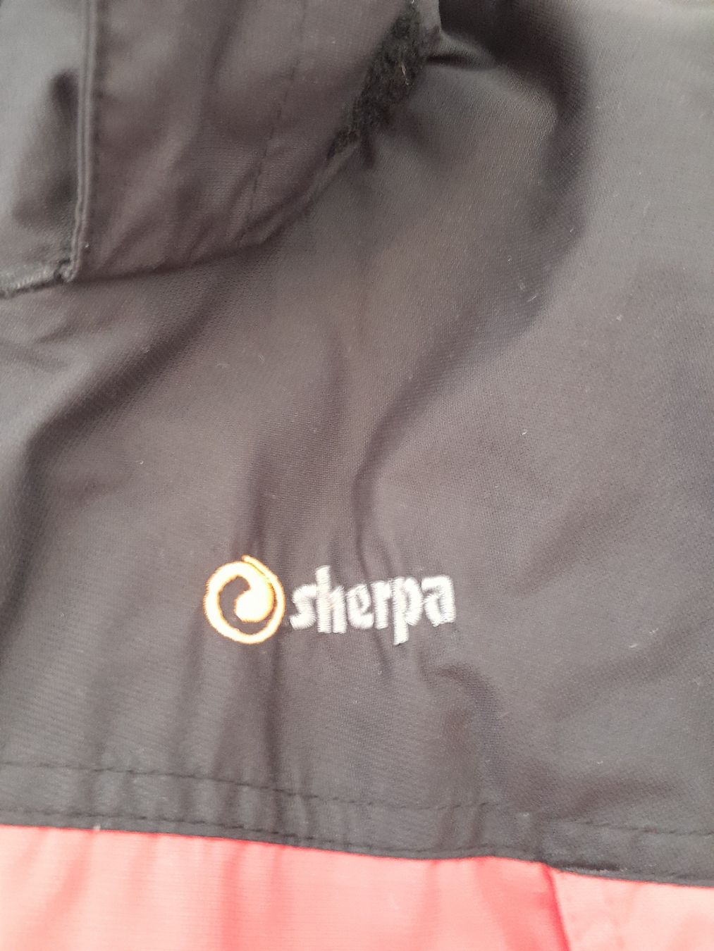 Sherpa Giacche: Veste de randonnée Sherpa, – Usato da Renens VD venduto da ser_j2fn 1