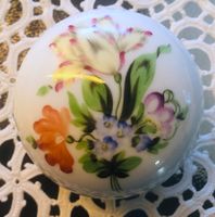 6 porcelaines hongroises handpainted_ HEREND-Hollohaza etc
