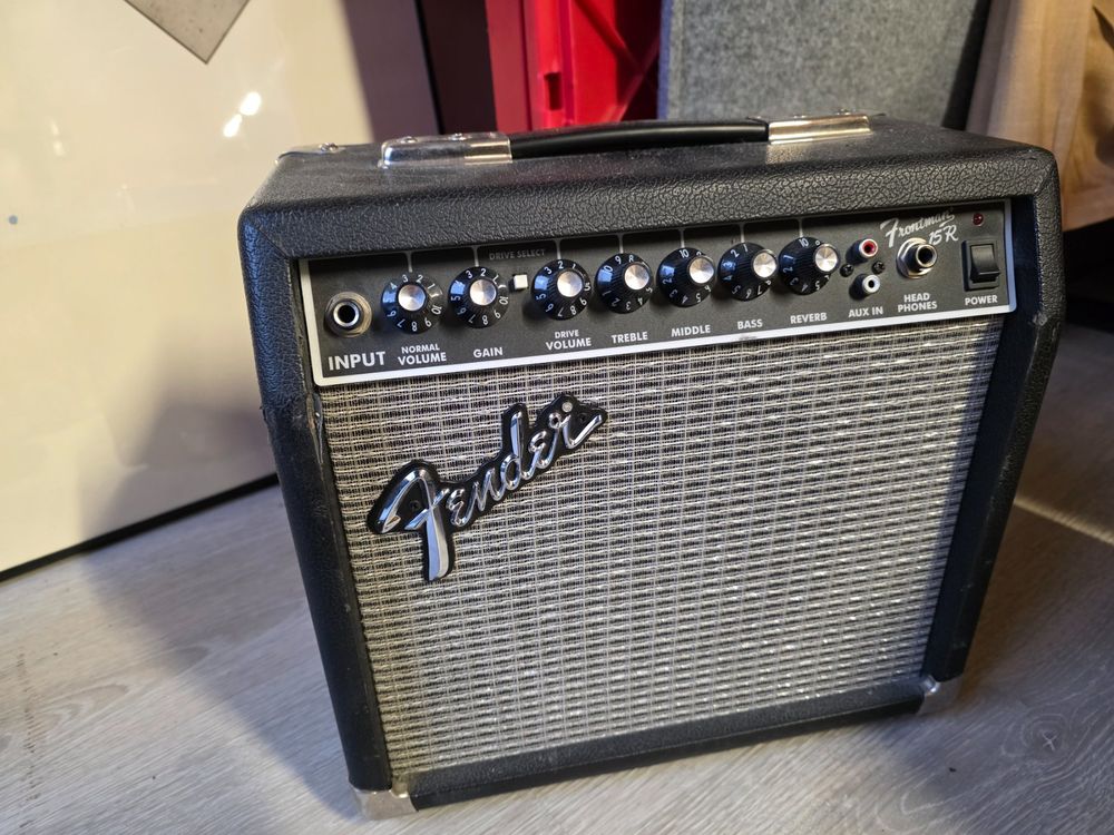 Fender Frontman 15 R Gitarren Verstärker (Gebraucht) in Walterswil BE ...