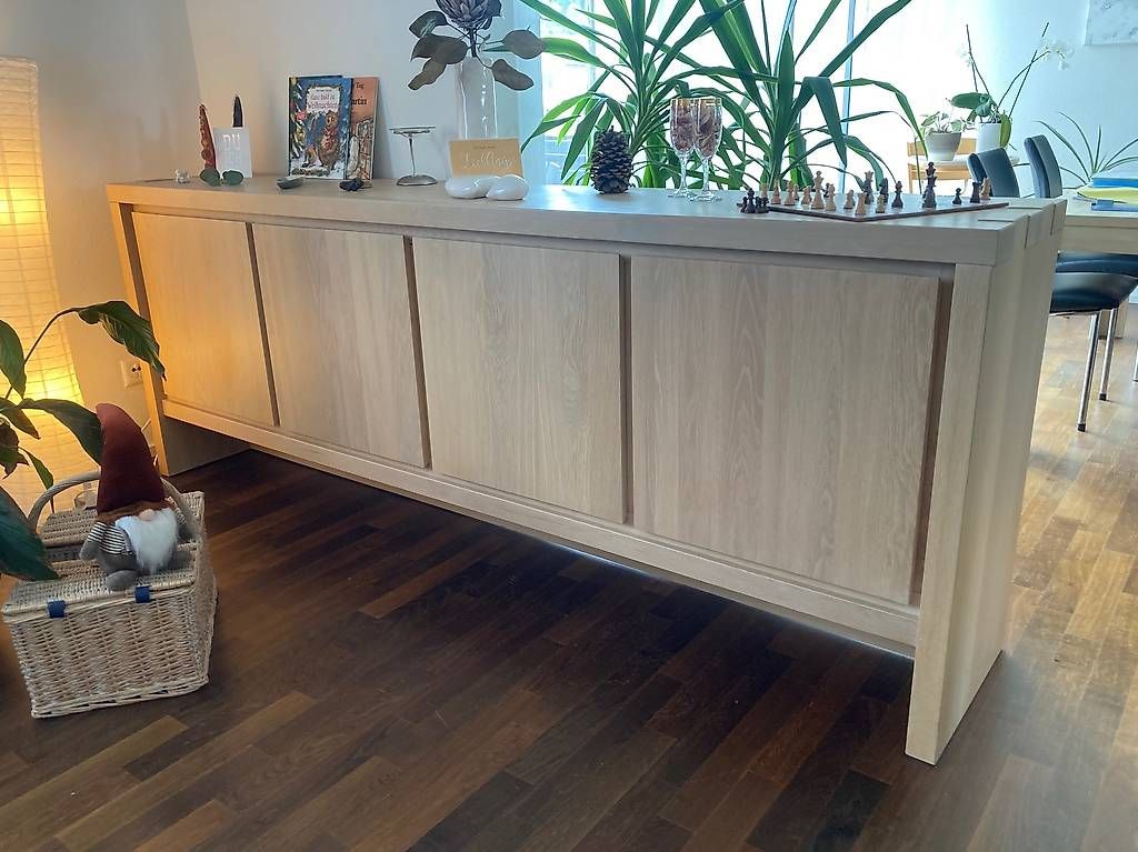 Credenze: Sideboard aus Massivholz – Usato da Islikon venduto da sch_67nb