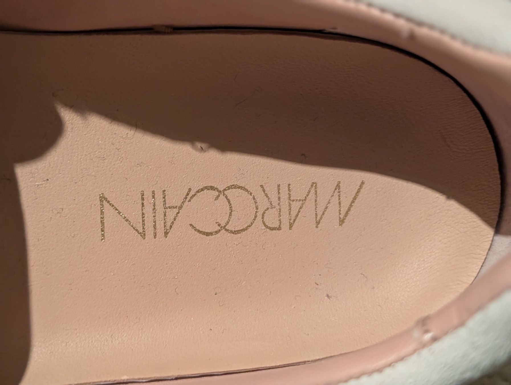 Marc Cain Damenschuhe: MarcCain Sneaker, Grösse 40, goldige Details – Gebraucht aus Herisau von apo_bxx7 4