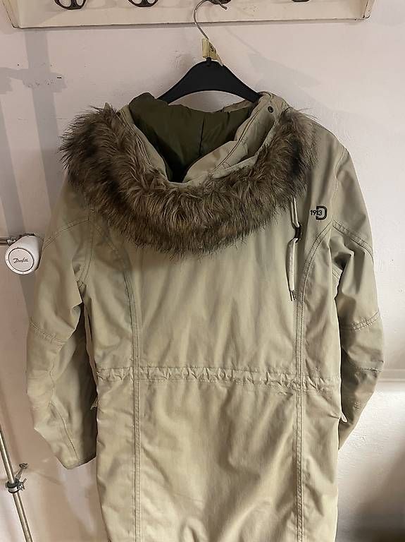 Giacche: Didrikson Damen Winterjacke – Usato da Birsfelden venduto da severinio 2