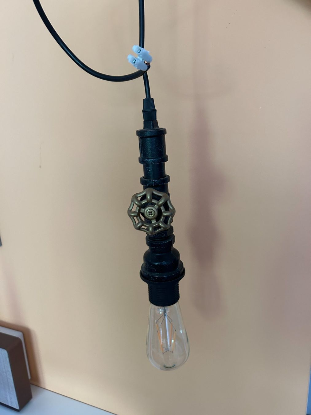 Kronleuchter & Deckenlampen: Hängeleuchte (Rohr) Design mit Ventil – Gebraucht aus Ettingen von sagada81