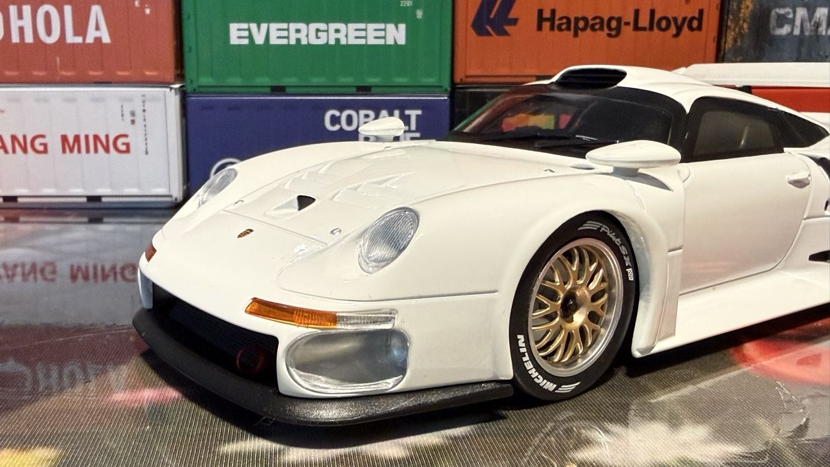 Porsche Modellini d'auto: Porsche 911 GT1 weiss  – Nuovo (secondo la descrizione) da Basel venduto da Zomeg 6