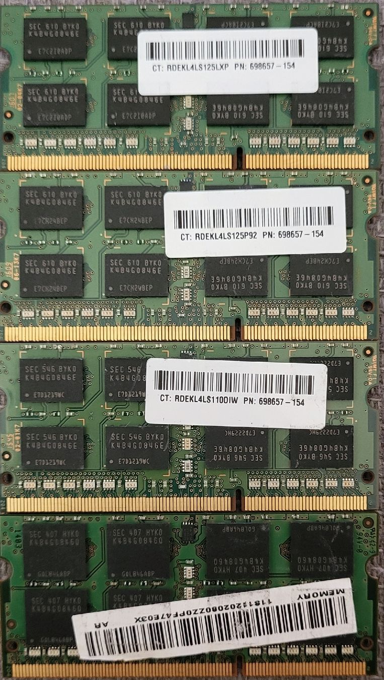 Samsung Mémoires / RAM: 4x Samsung 8GB PC3L-12800S RAM Module – D'occasion à Zürich par Gulbi1919 1